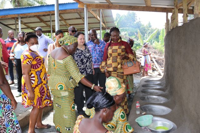 H. E. Shlomit Sufa with officials inspecting the Gari Processing Pavilion